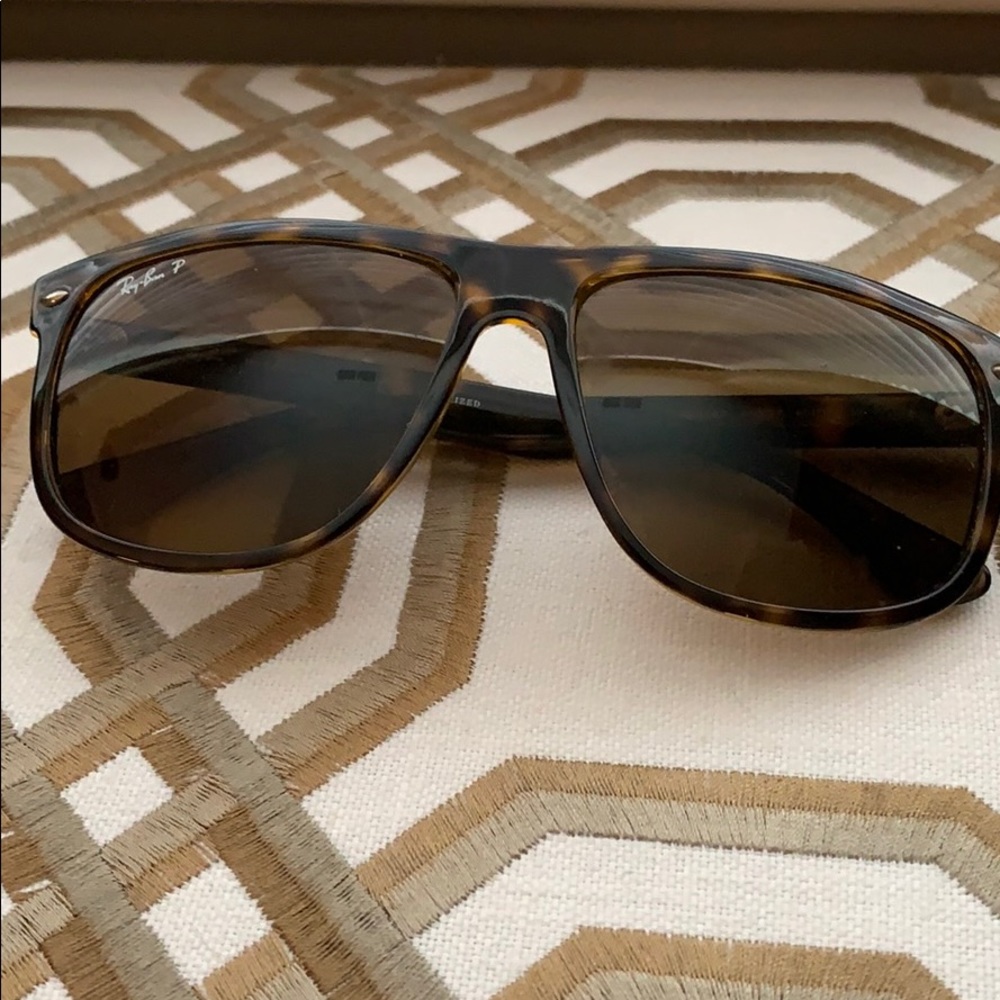 ❌SOLD❌ Ray Ban Polarized Sunglasses